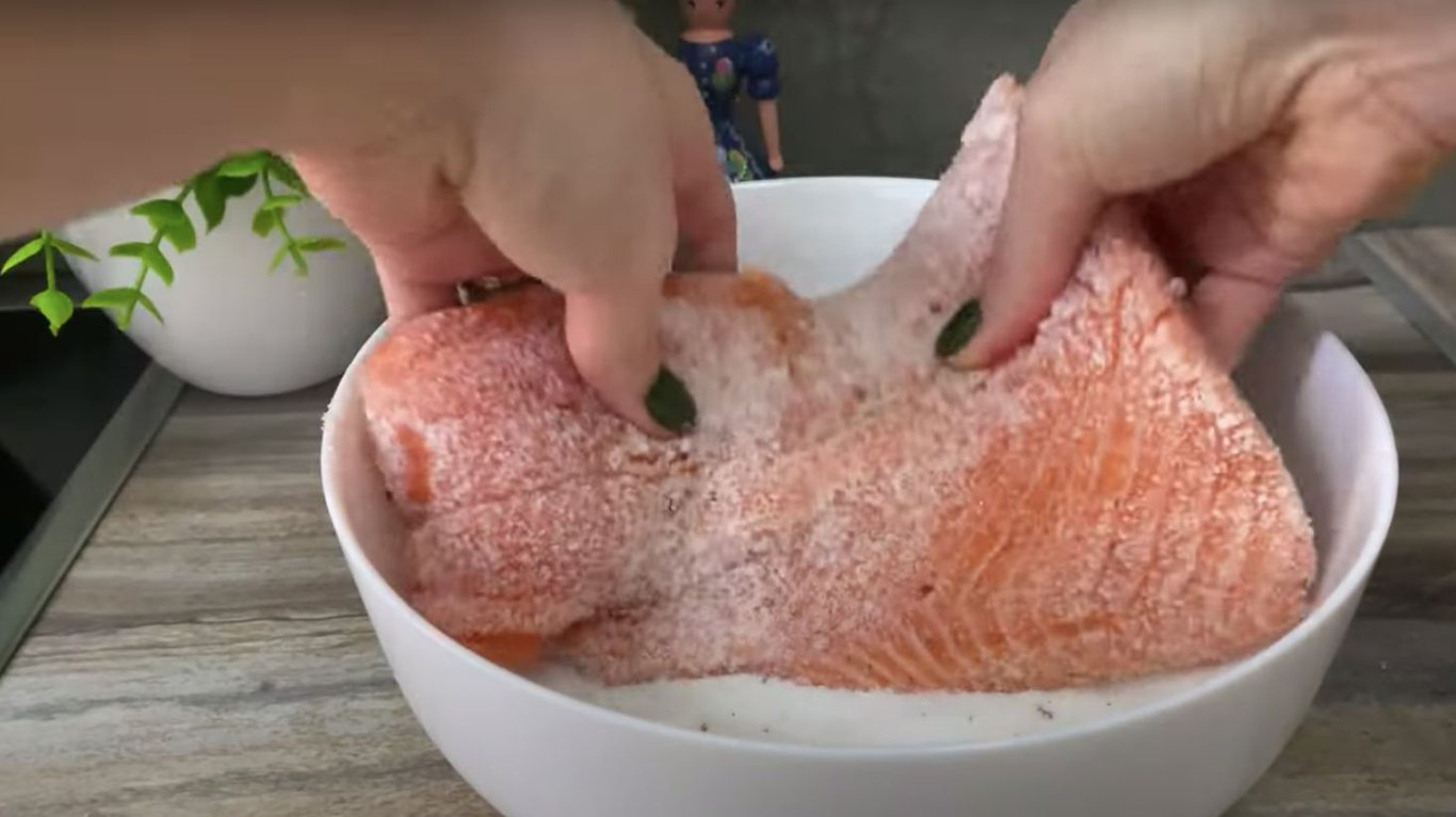 як засолити червону рибу вдома сухий спосіб