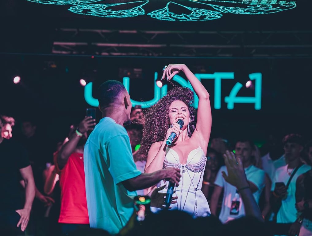 Настя Каменских