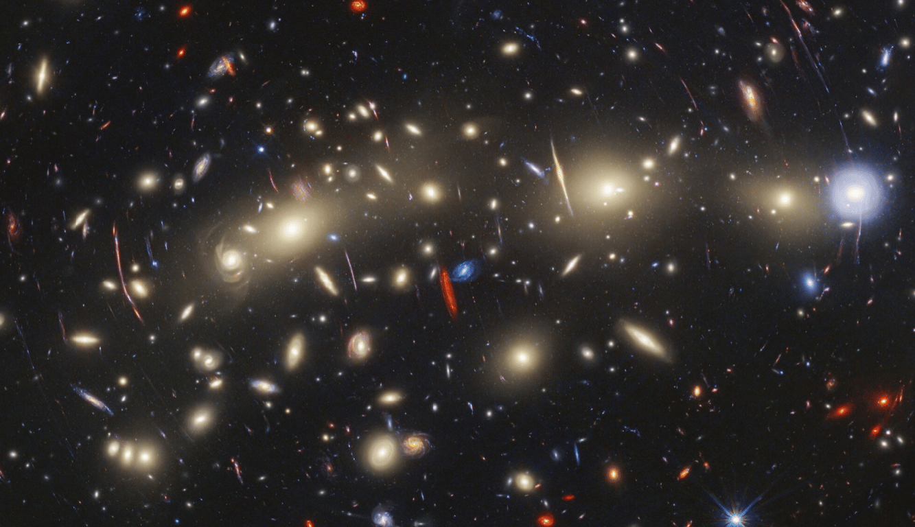 Скопление двух галактик MACS0416