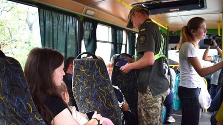 Ввезення подарунків з-за кордону — чому краще викинути упаковку - 285x160