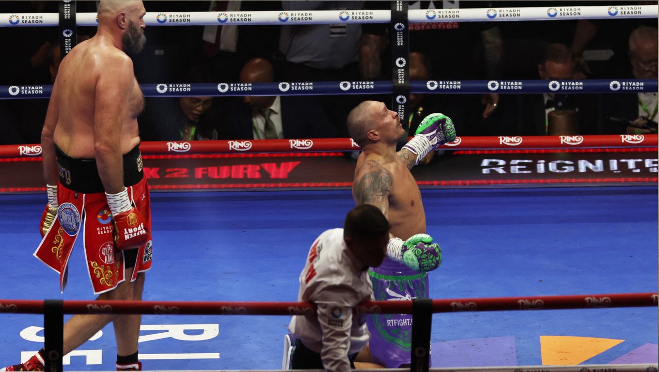 Александр Усик