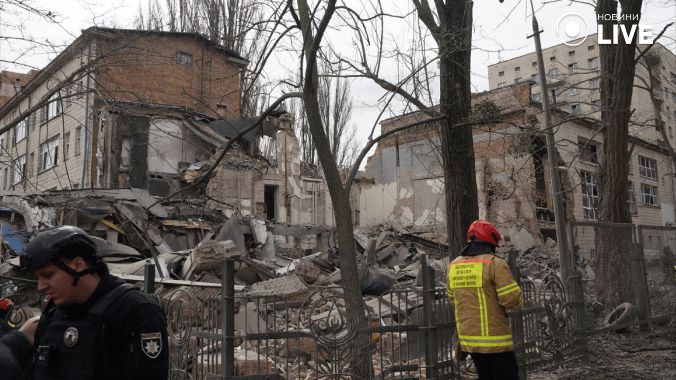 Місце падіння уламків у Києві 25 березня