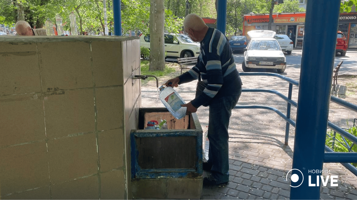 В Одессе два дня не будет работать бювет: где набрать воду