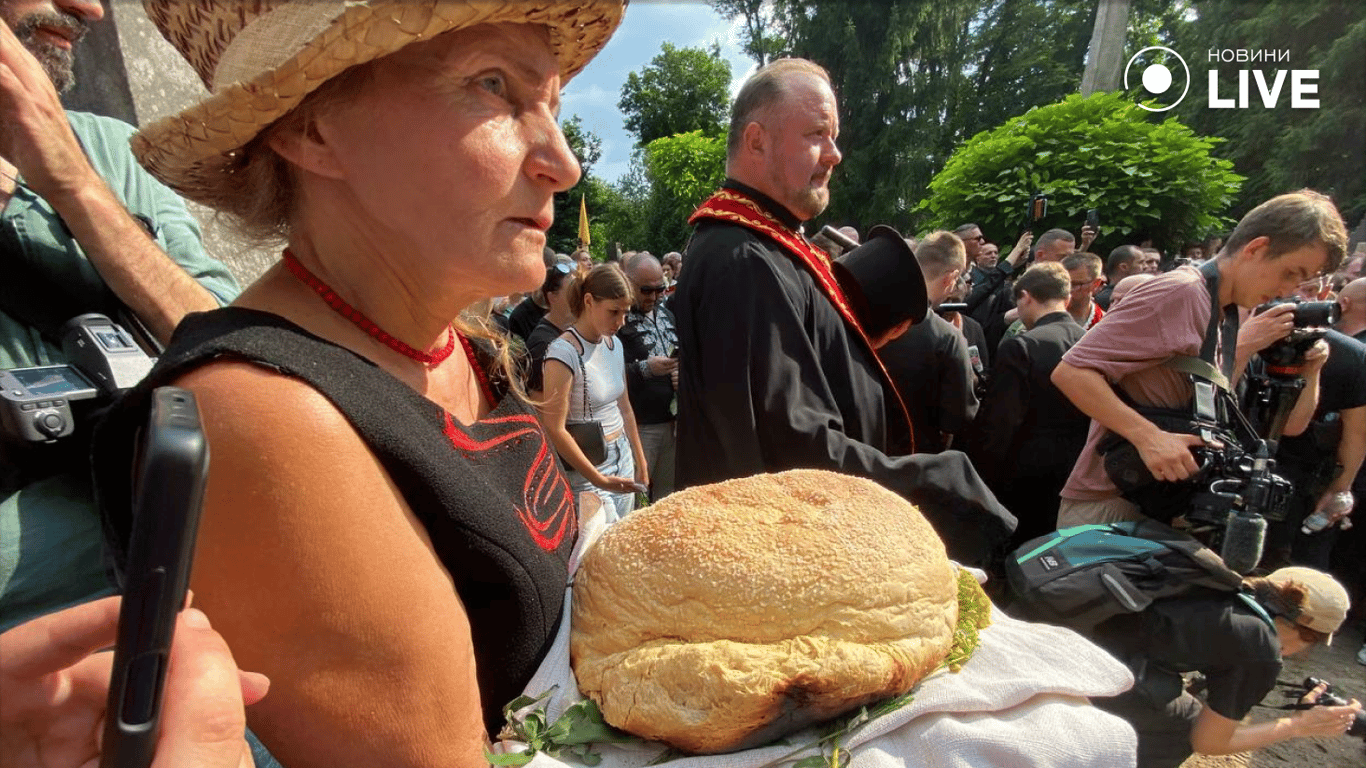 Похороны Ирины Фарион