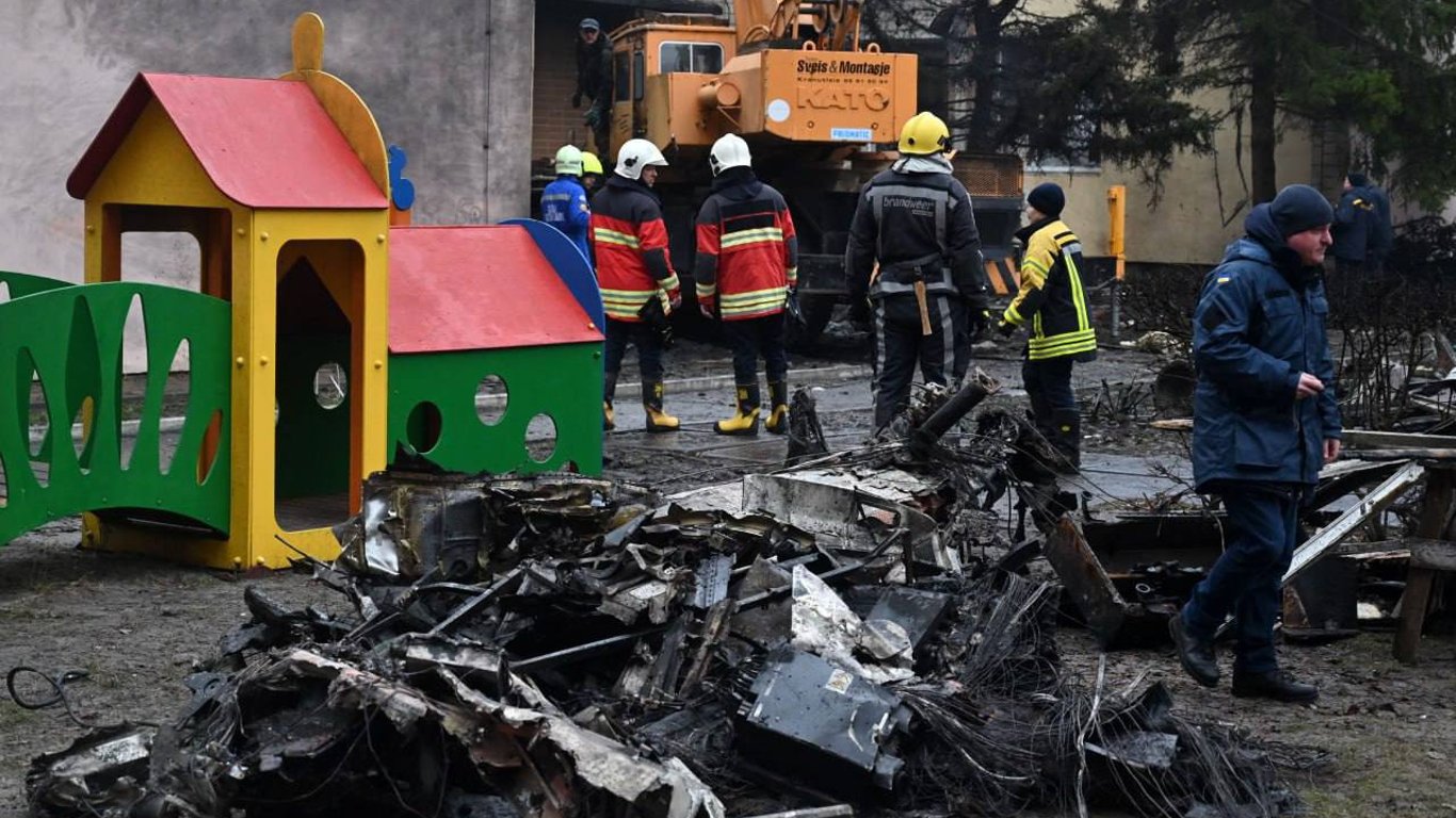 Чиновники ГСЧС получили подозрение в деле авиакатастрофы в Броварах, где погибло руководство МВД