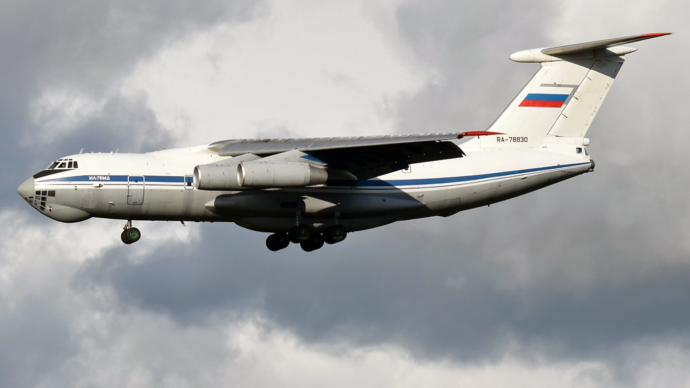 РФ опубликовала кадры посадки на Ил-76 якобы украинских военнопленных