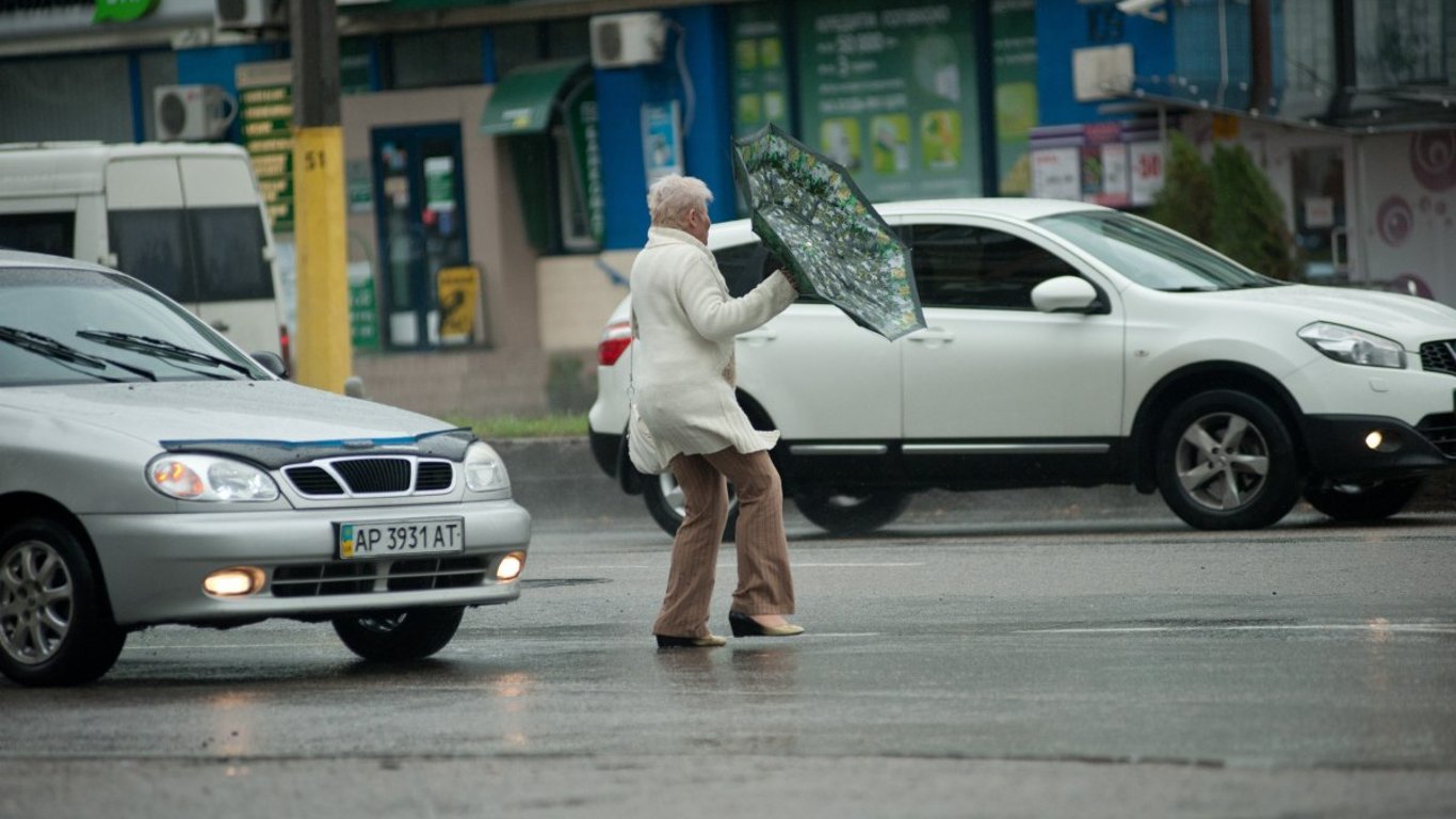 Штормове попередження: в Одесі в найближчі години очікується гроза