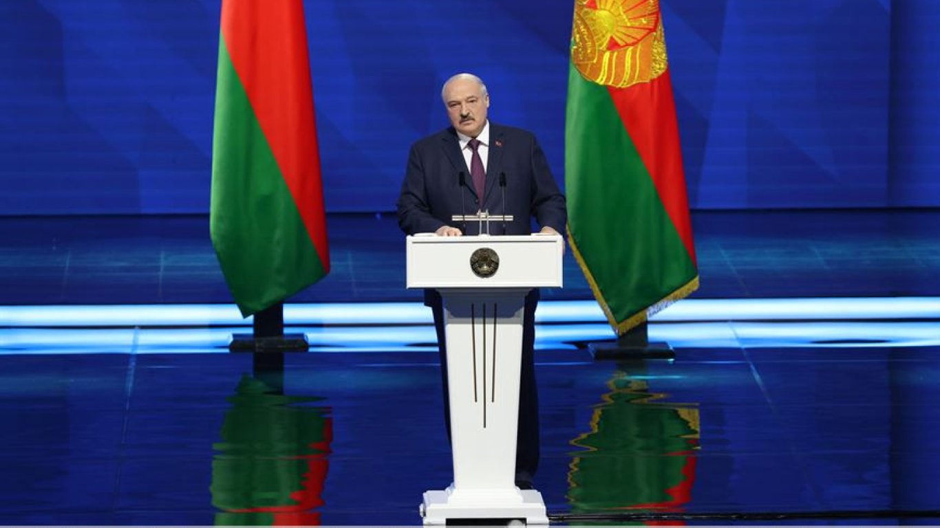 ​​лукашенко пожаловался белорусам, что на их страну якобы готовятся напасть члены НАТО