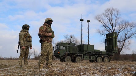 Россия ночью нанесла удар по Украине с помощью ракеты и 126 дронов - 285x160