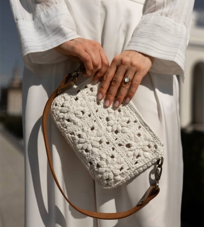 Ця сумка ідеальна для літа