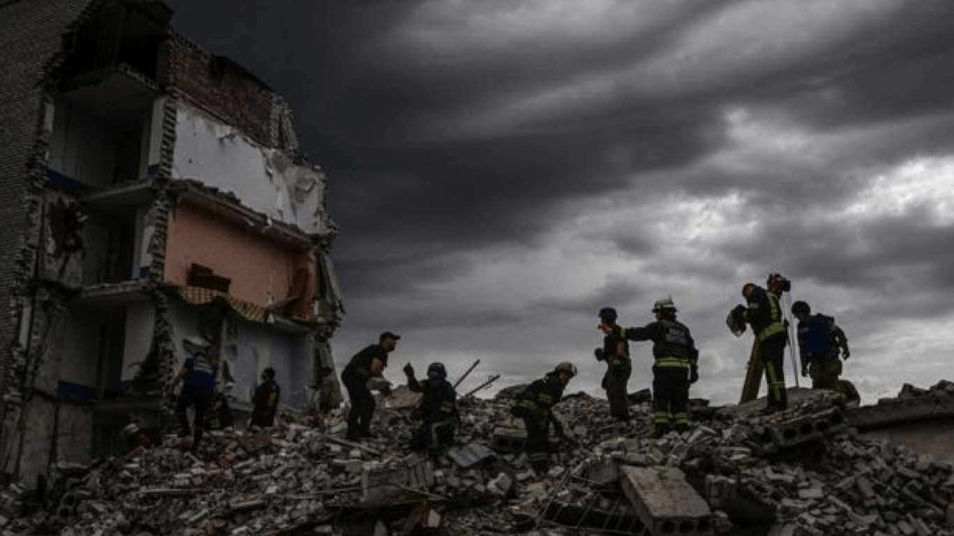 Обстріл Донецької області 12 січня - є загиблий та значні руйнування - фото