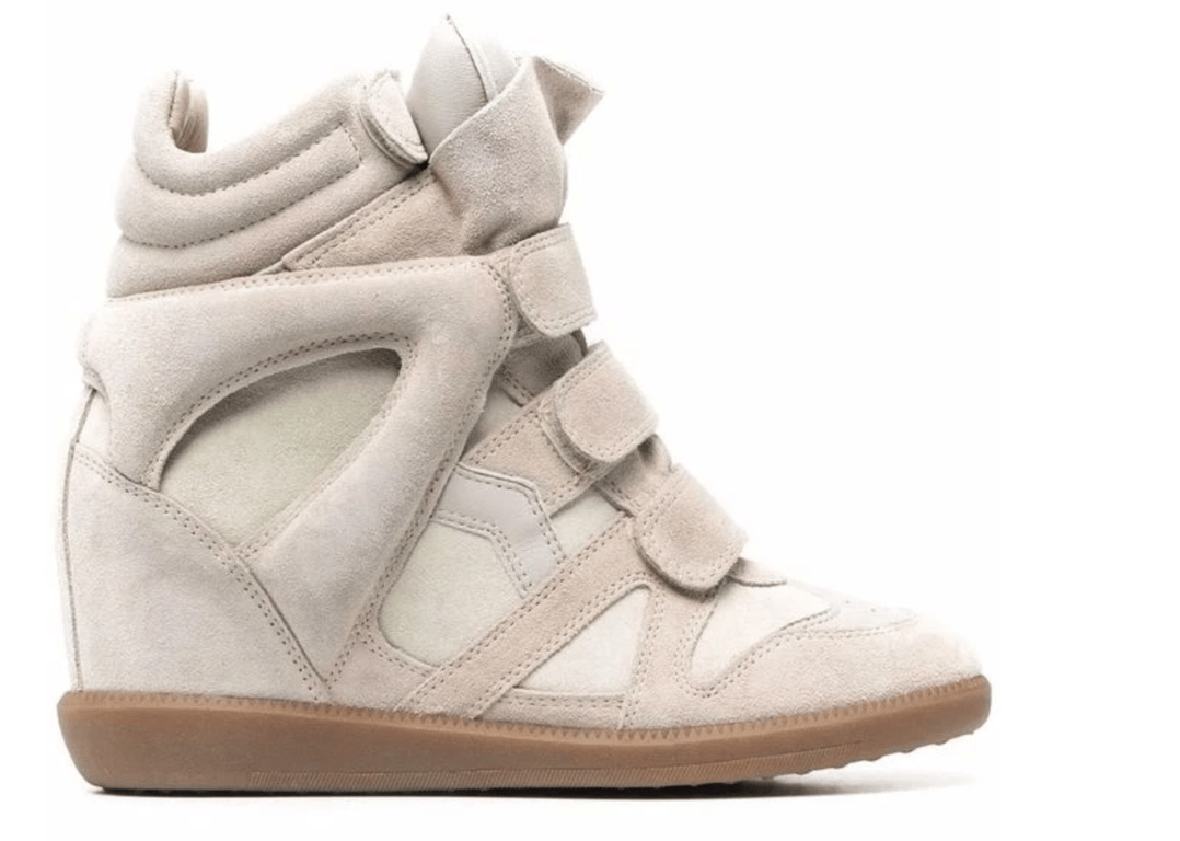 Extraordinary sneakers to wear this season