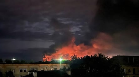 Вночі у Криму лунали потужні вибухи — зафіксовано удар по російському ЗРК - 285x160