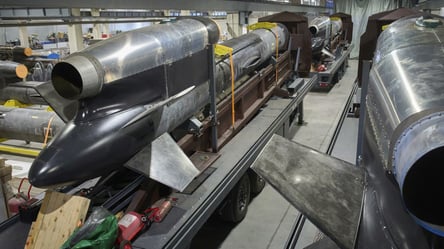 Тільки ракети зможуть надати перевагу у війні —   експерт пояснив - 285x160