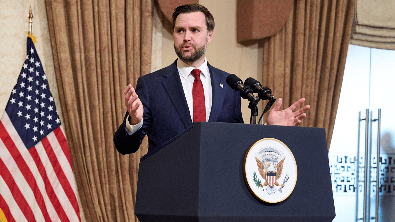 Вэнс: США достигли прогресса в переговорах с Ираном