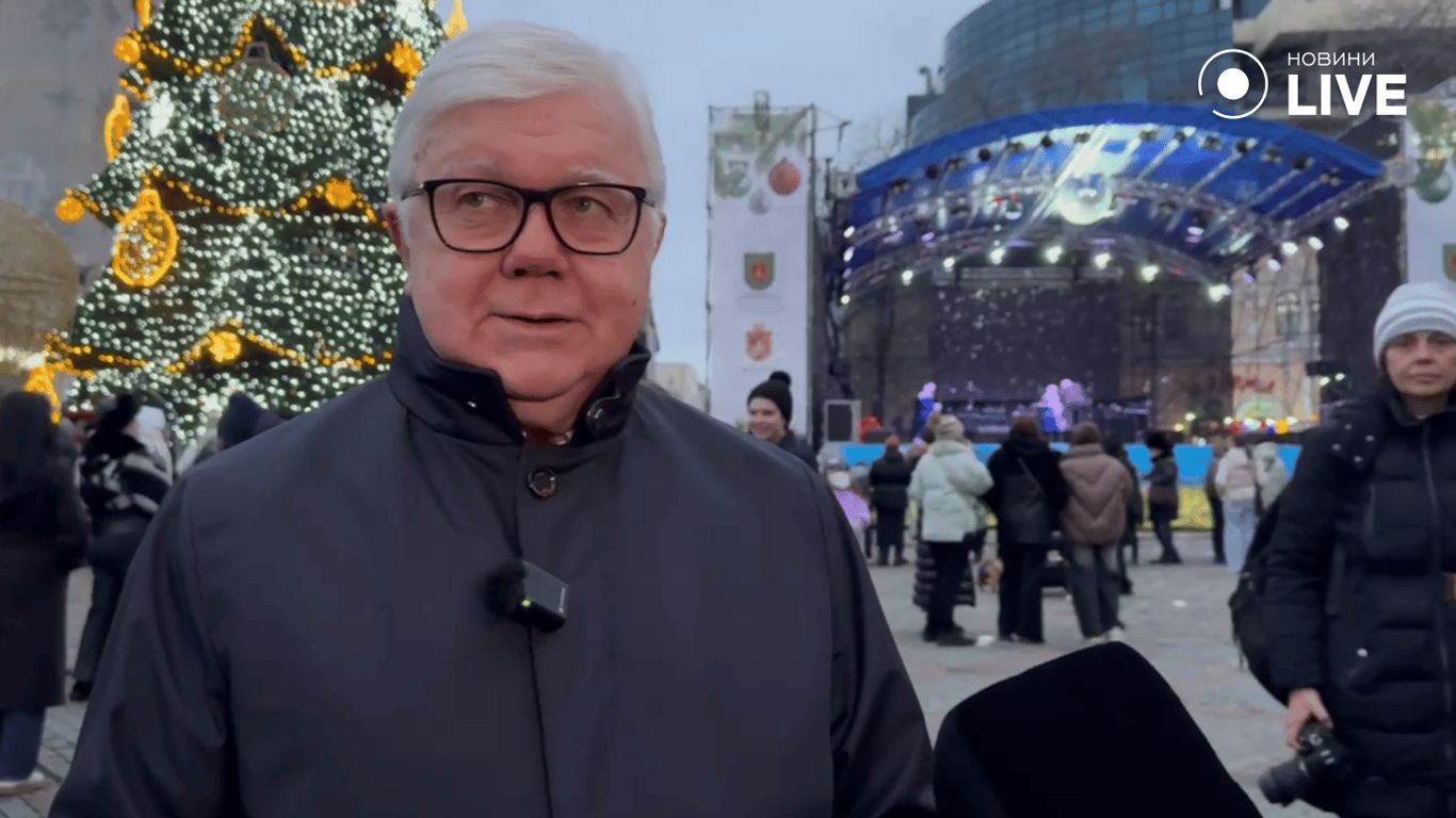 В Одесі запалили вогні на головній ялинці міста 