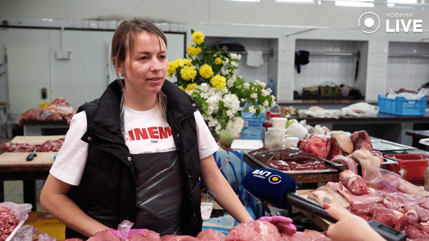 Продавчиня Світлана про ціни на яловичину