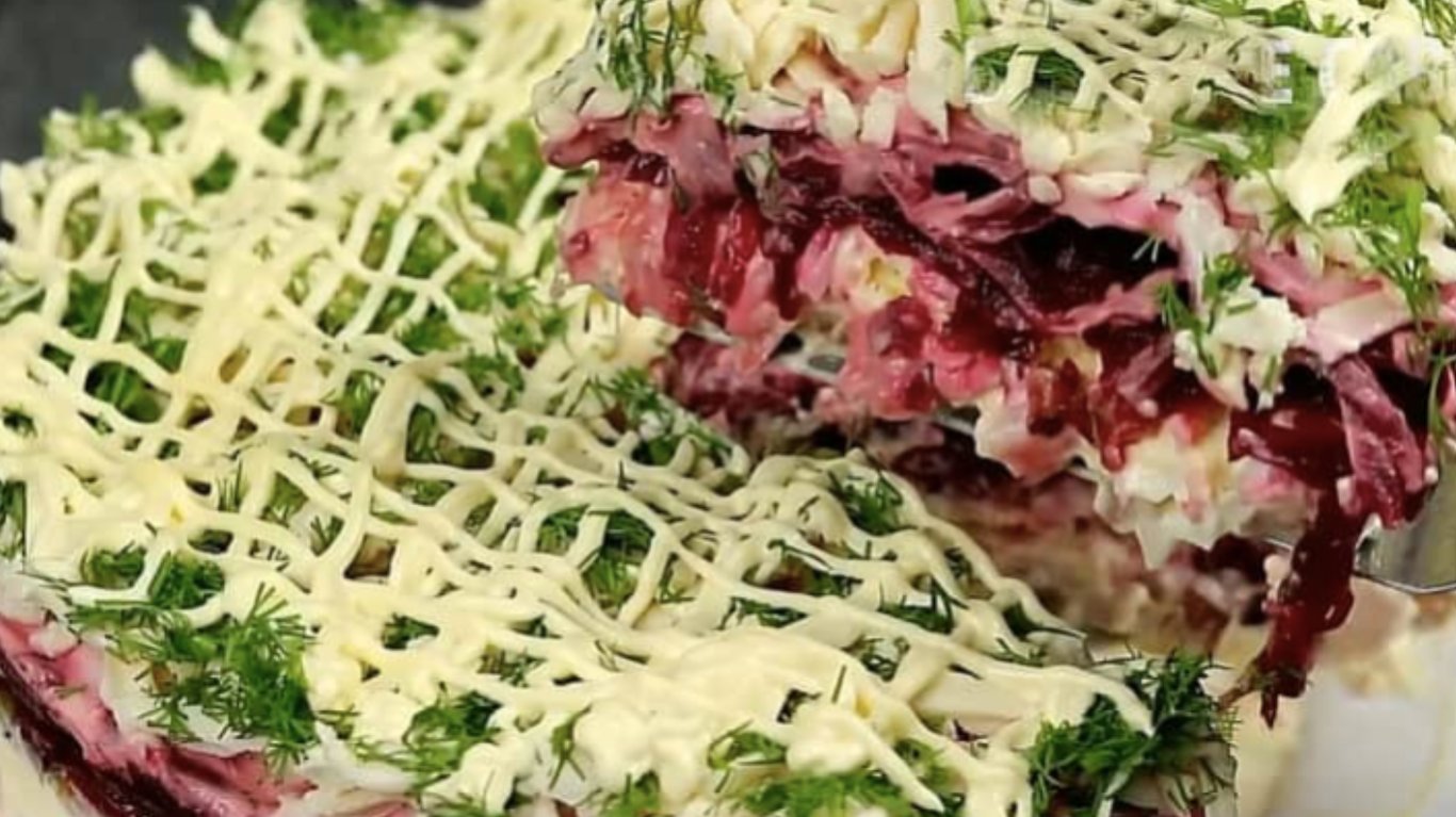 простий рецепт салату з куркою та буряком