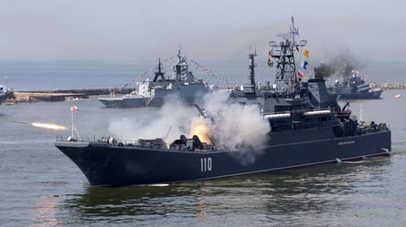 Росія зменшує свою присутність у Чорному морі: кораблі повертаються у бухти - 285x160