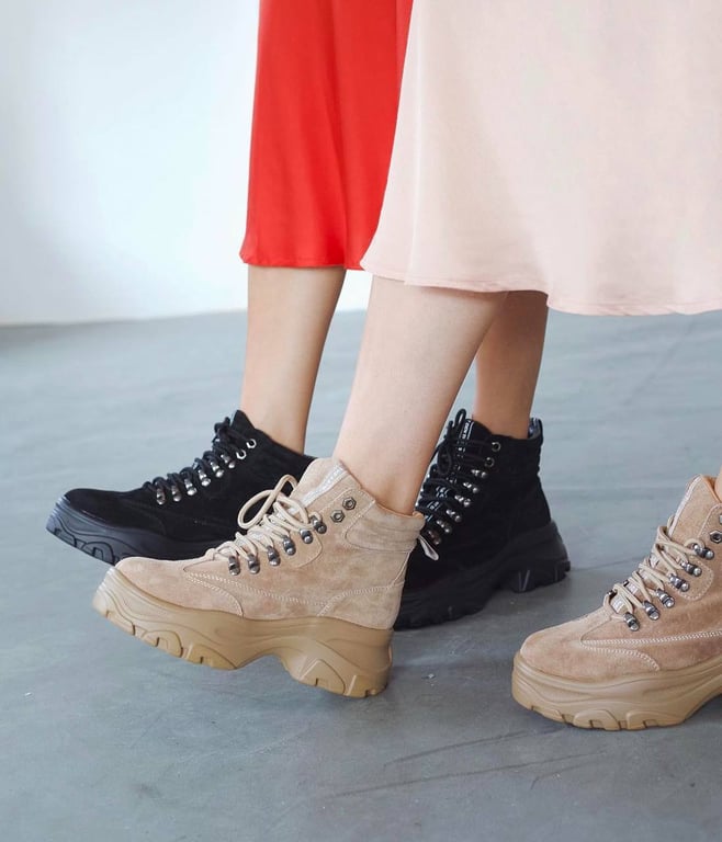 Грубі черевики додать образу бунтарського духу