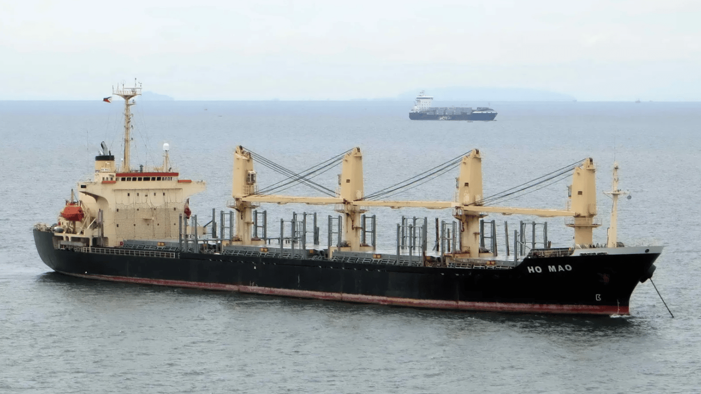 Черноморским коридором не перестают двигаться суда — что известно об экспорте