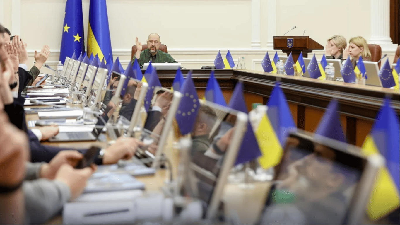 Кабмин внес в Раду законопроект, упрощающий международный розыск и экстрадицию украинцев