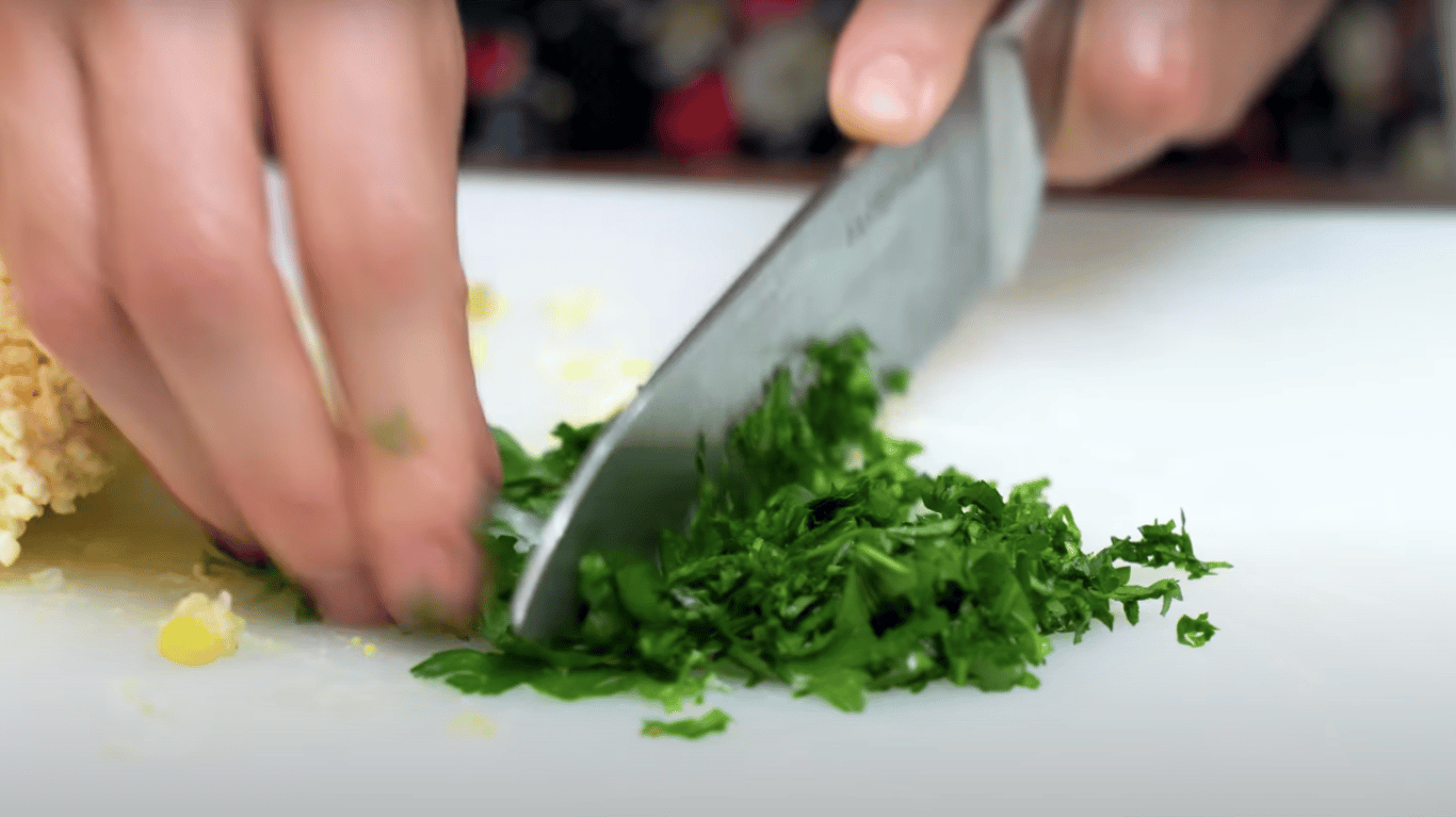 курячий рулет замість котлет, дуже смачний і простий рецепт