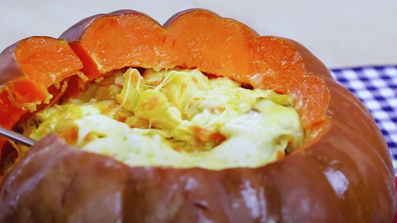 Ідеальна страва з гарбузом та м'ясом в духовці — відео рецепт