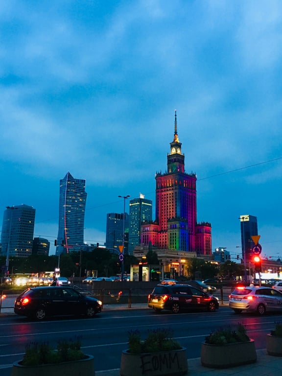 Почему украинцы массово скупают недвижимость в одной из стран ЕС - фото 1