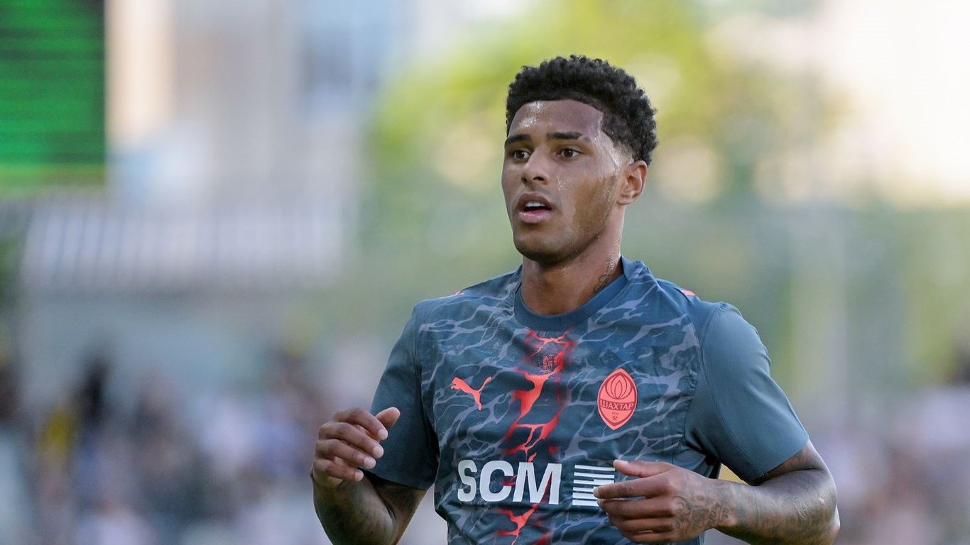 Винисиус Тобиас