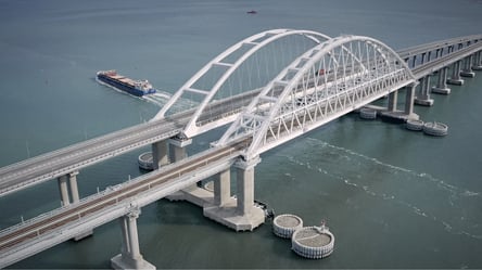 Росія посилює охорону Кримського мосту: успішні атаки ЗСУ - 290x166