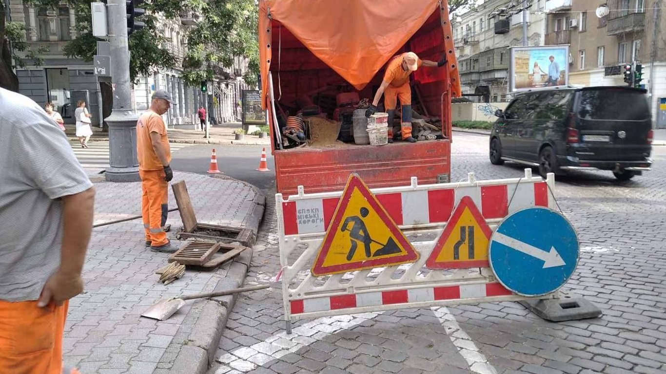 Где в Одессе ремонтируют дороги по состоянию на 10 августа