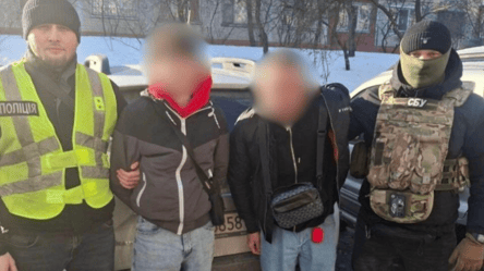 У Києві затримали підозрюваних у підпалі автомобілів військових - 290x160