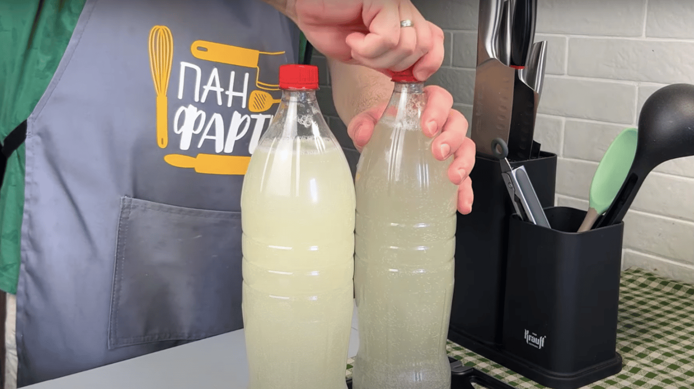 Домашній квас з медом та лимоном