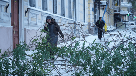 Снігові замети та ожеледиця — Одеса готується до негоди - 285x160