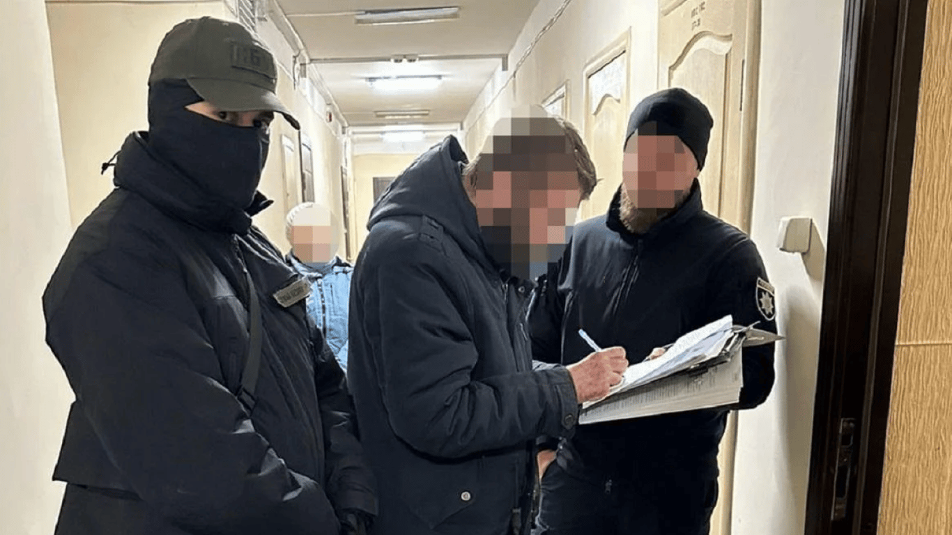 "Сливали" данные с государственных баз — в Киеве разоблачили незаконное детективное агентство