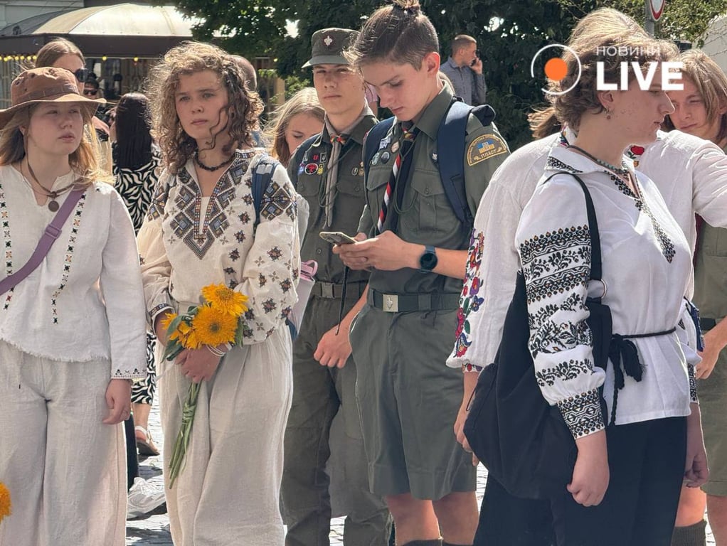 прощання з базилевичами