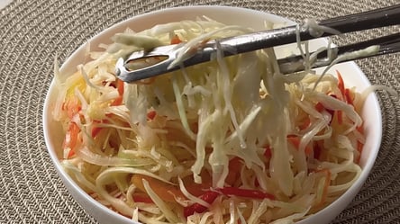 Маринована капуста за 2 години: рецепт з морквою та перцем - 290x166
