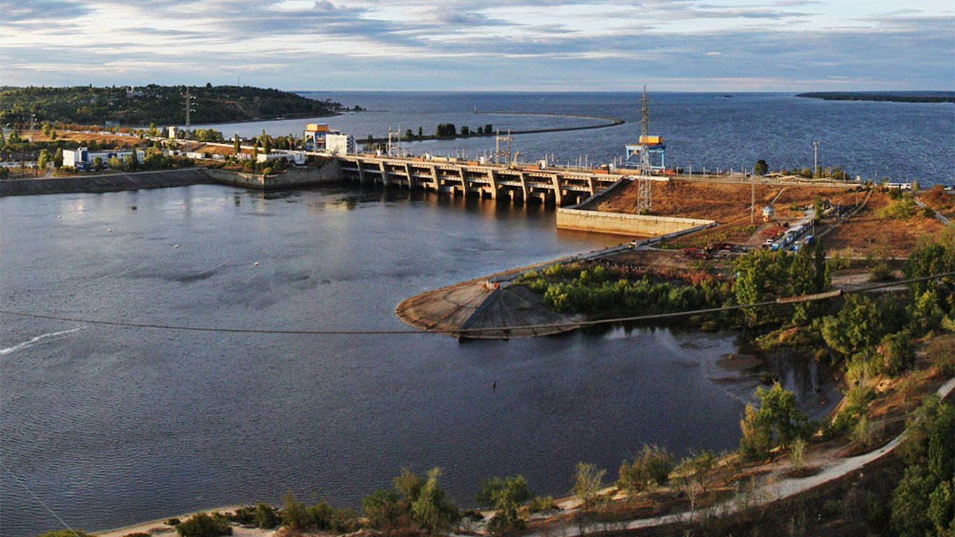 Подрыв Каховской ГЭС: есть ли угроза вражеской атаки на Киевское водохранилище