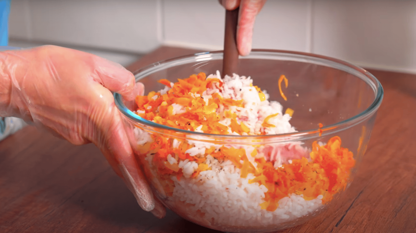 Meatballs in cream sauce, a recipe for dinner in 30 minutes