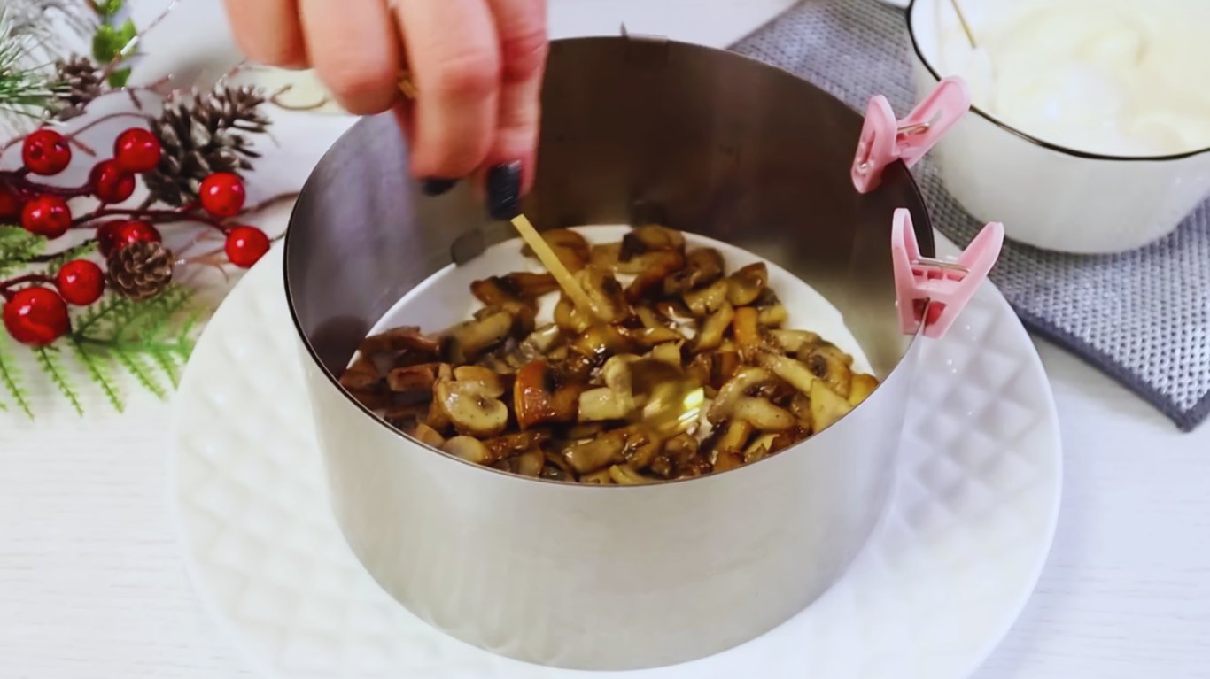 рецепт салату з куркою