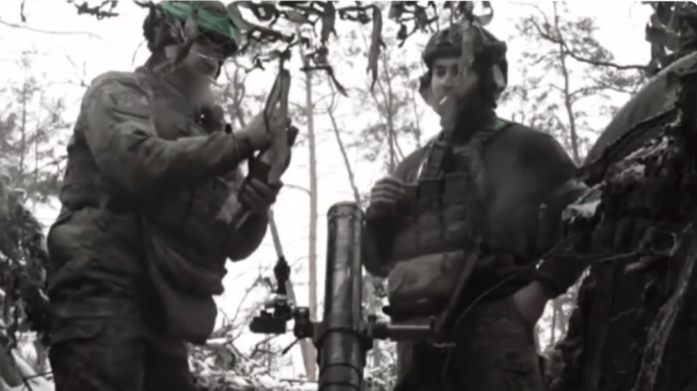 Минометчики Азова останавливают россиян в Кременском лесу — видео