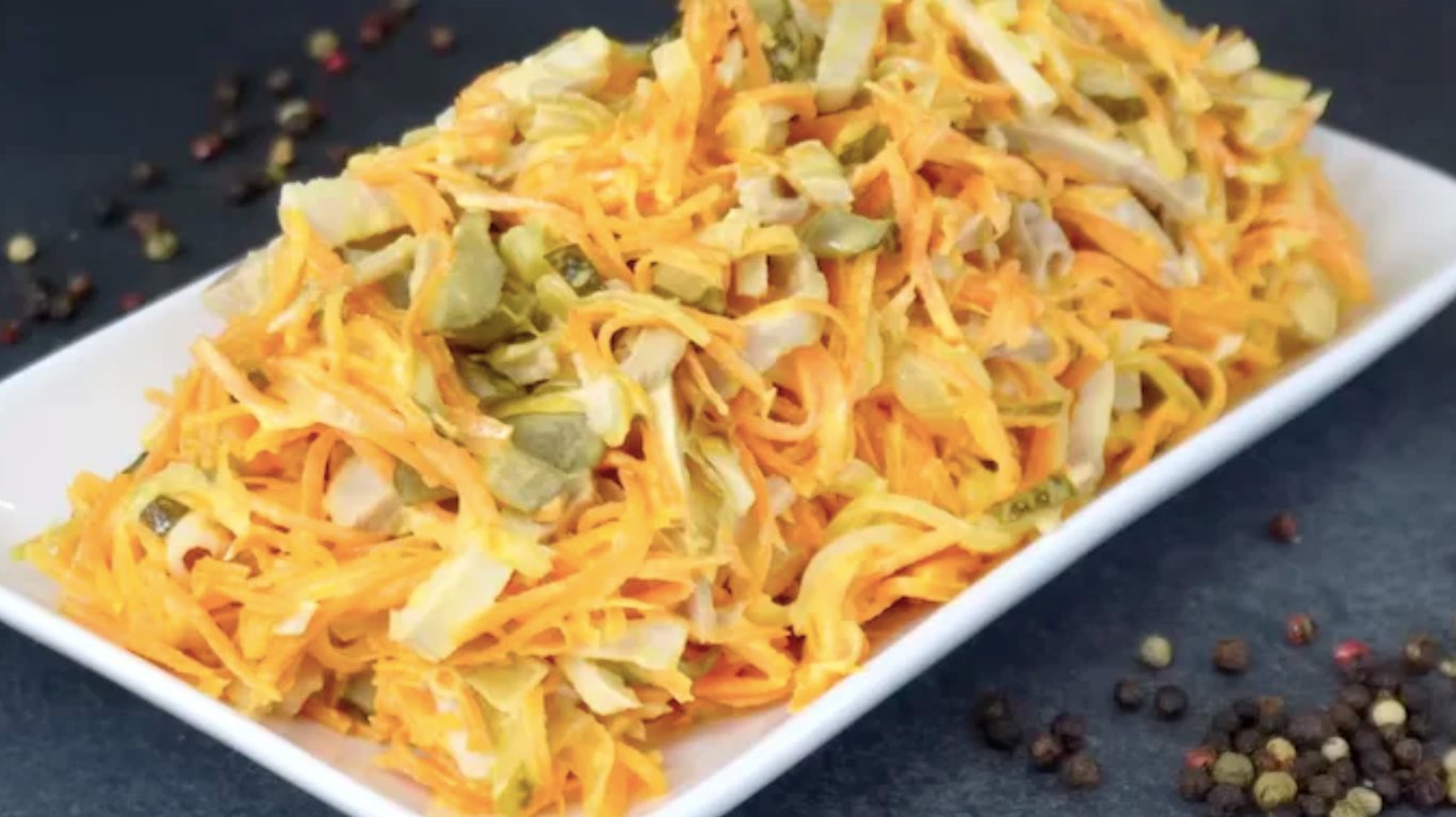 ситний та смачний салат на новий рік