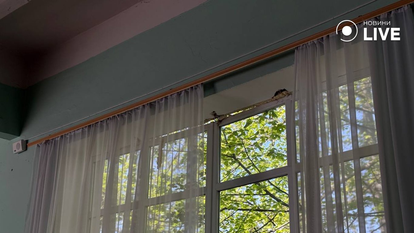 Як виглядає одеська школа після атаки російським дроном (фото) - фото 4