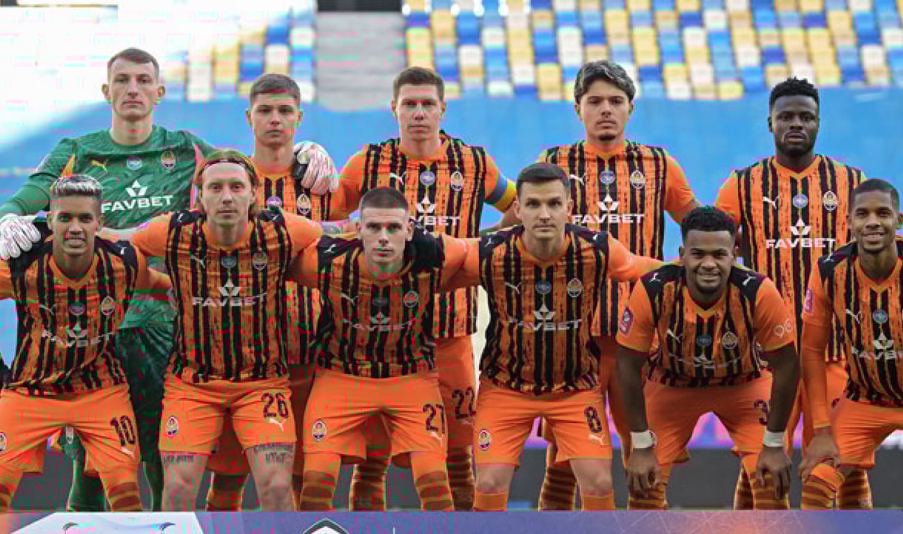 Шахтер Донецк