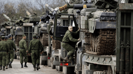 Армія РФ зосередилася на утриманні сухопутного коридору до Криму - 285x160