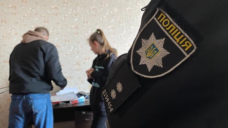 Погрожували зброєю — в Одесі затримали двох крадіїв - 285x160