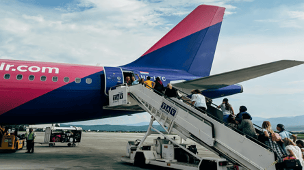 Wizz Air штрафует за этот аксессуар: что нужно знать пассажирам - 285x160