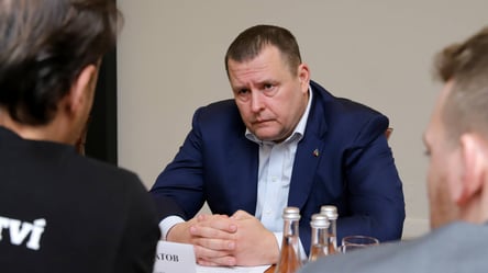 Обыски в горсовете Днепра — мэр Филатов резко отреагировал - 285x160