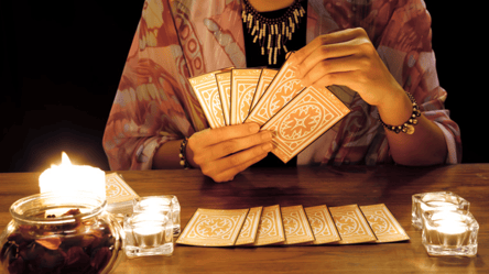 Таро радять берегти гроші цим знакам Зодіаку до кінця тижня - 285x160